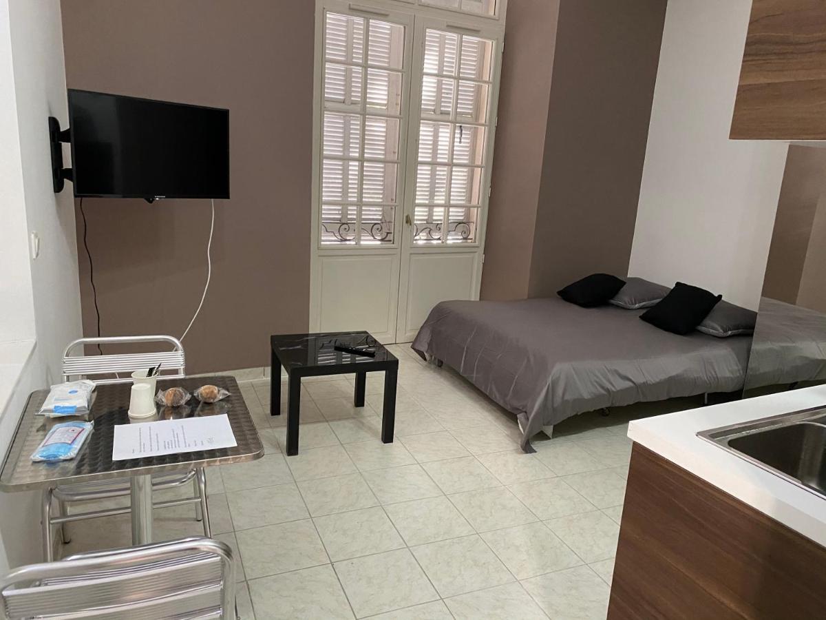 Five Stars S1 Aparthotel Marseille Bagian luar foto