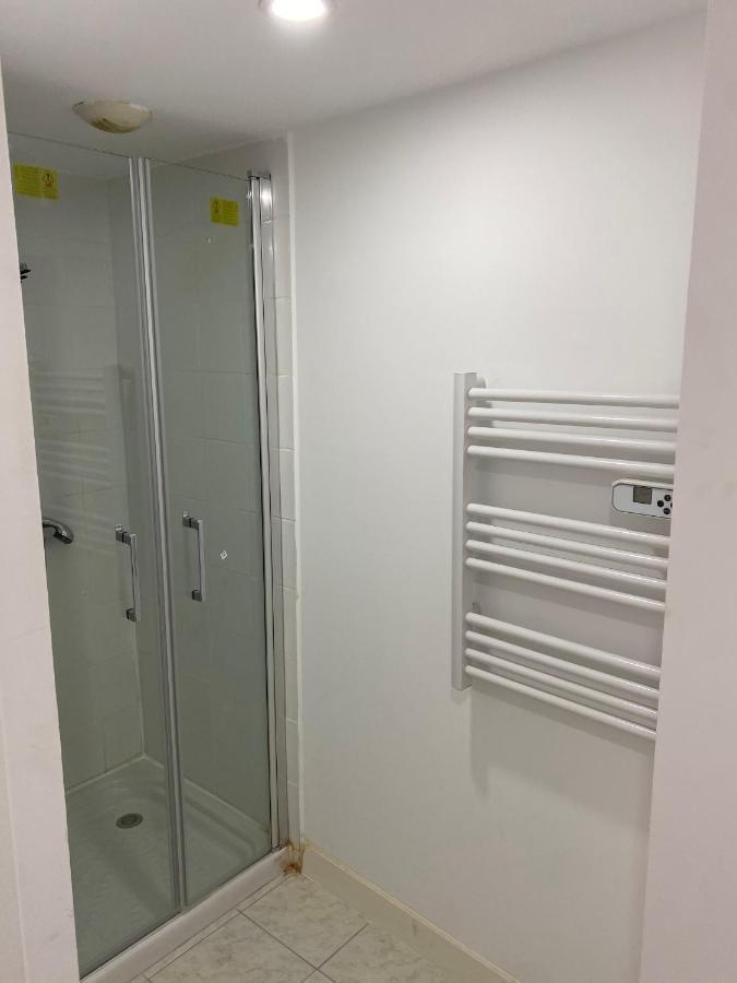 Five Stars S1 Aparthotel Marseille Bagian luar foto