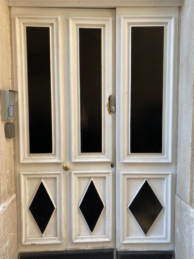 Five Stars S1 Aparthotel Marseille Bagian luar foto